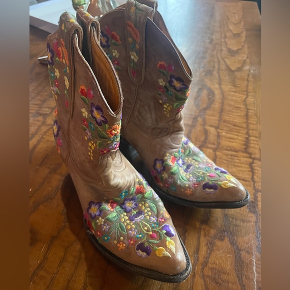 Floral Embroidered Tan Ankle Booties